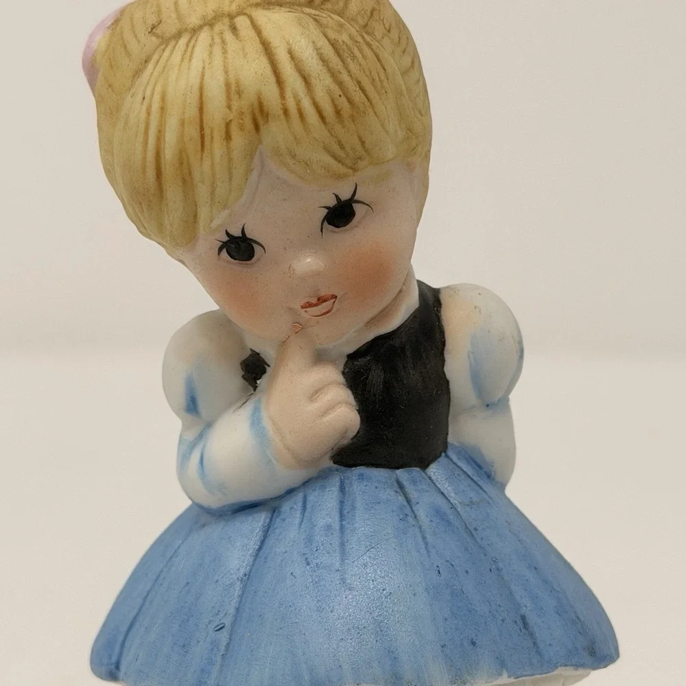 JASCO vintage bisque